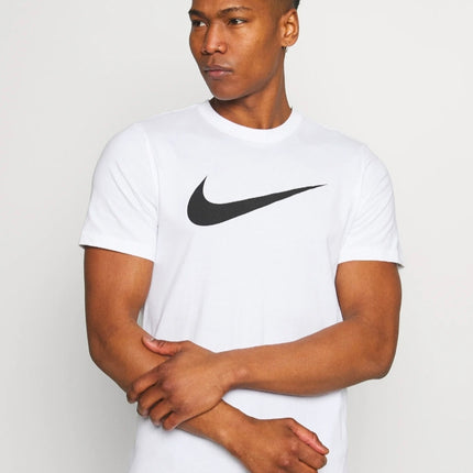 T-shirt Nike