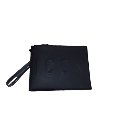 Pochette icon total black con stampa a rilievo