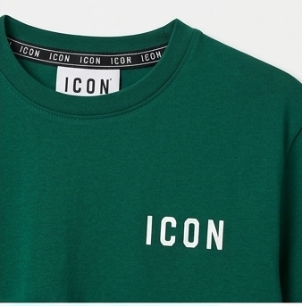 T-shirt icon verde/nera/bianca/celeste/rossa/beige(fit regolare)