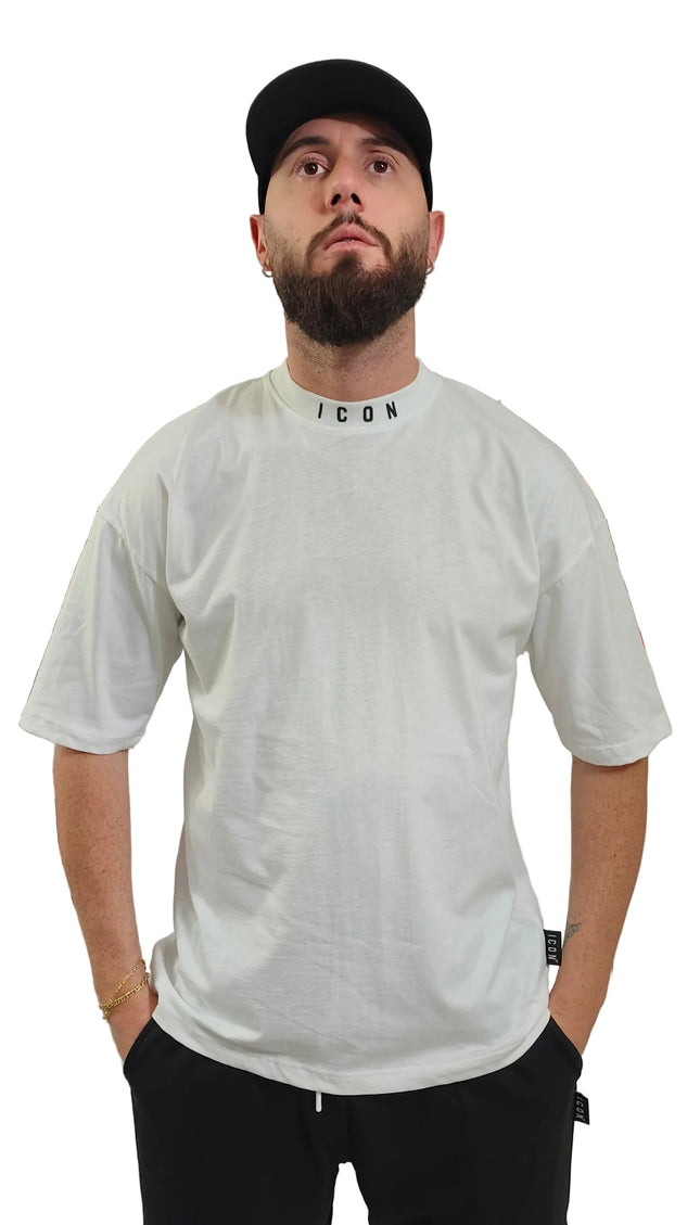 T-shirt icon nera - bianaca fit over size (vestibilità piu grande)
